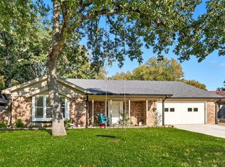 2908 Steve Dr, Hurst, TX 76054