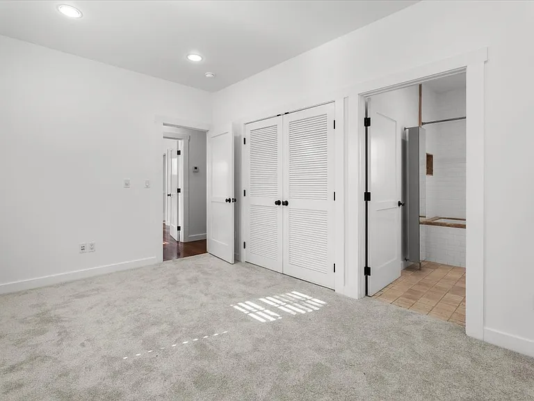1229 22nd St #A — Photo 18