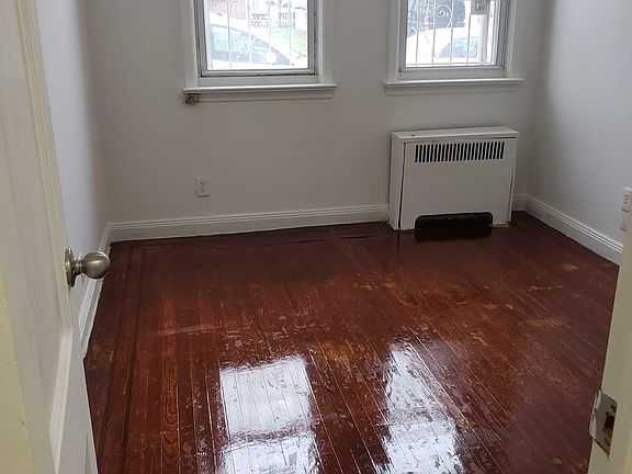 2nd image of 828 Havemeyer Ave Floor 2