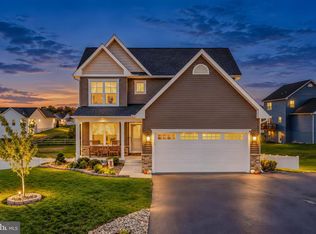 42 Man O War Way, Martinsburg, WV 25404