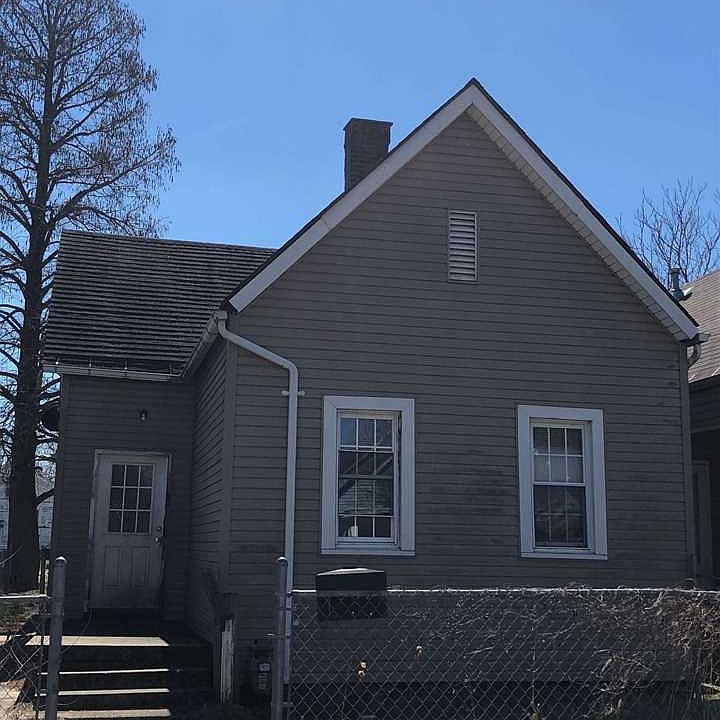 1st image of 649 E Maryland St