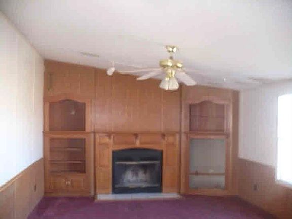 3rd image of 1452 Bryan Dr