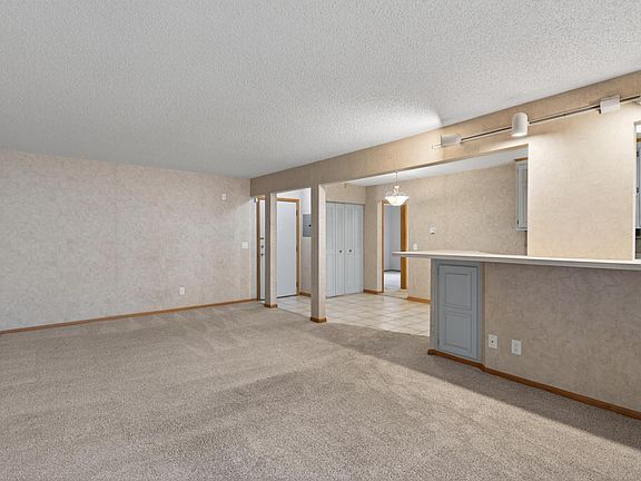 4th image of 10720 Rockford Rd APT 205