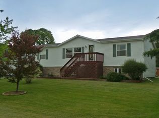 134 N 5th St, Dorchester, WI 54425