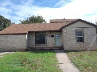 1607 Pease St, Sweetwater, TX 79556