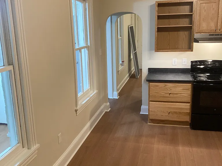 106 King St #2 — Photo 2