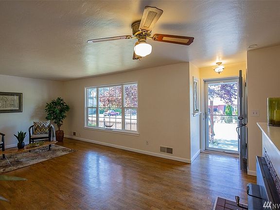 2nd image of 2513 19th St
