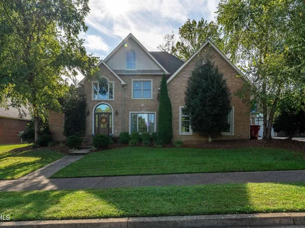 1200 Lake Ridge Sq, Johnson City, TN 37601