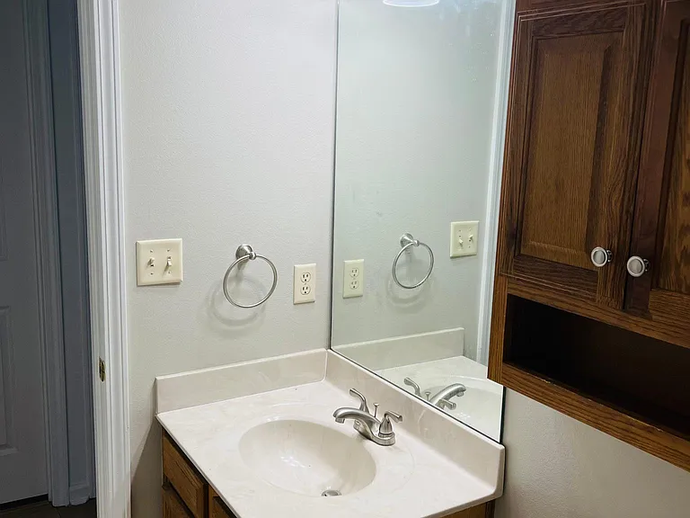 1901 Sandersville Rd — Photo 14