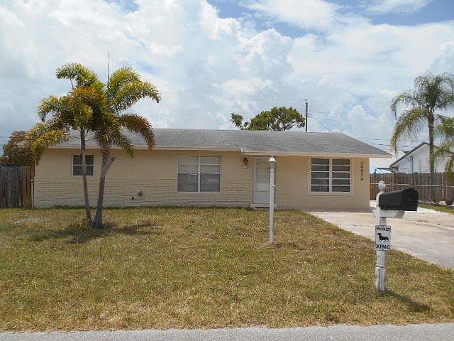 1st image of 19074 SE Fearnley Dr