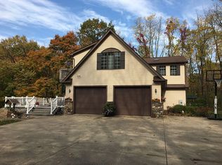 8484 Gudgeonville Rd, Girard, PA 16417