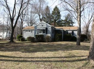 23 Glen Ave, Basking Ridge, NJ 07920