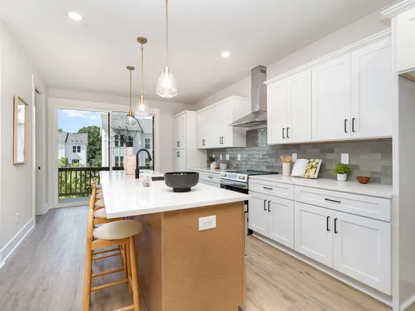 (undisclosed Address), Charlotte, NC 28216