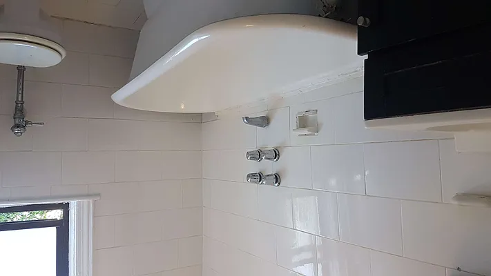 Rented by BRICK & GALO REALTY CORP | media 14