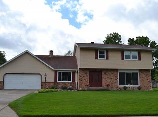 51803 E Gatehouse Dr, South Bend, IN 46637