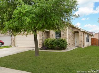 10251 Del Lago Ct, San Antonio, TX 78245