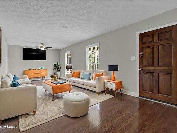 5th image of 2681 Kings Cir