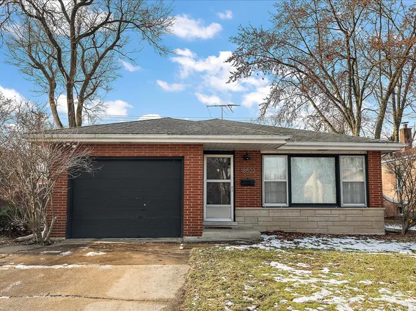 18522 Dixie Hwy, Homewood, IL 60430