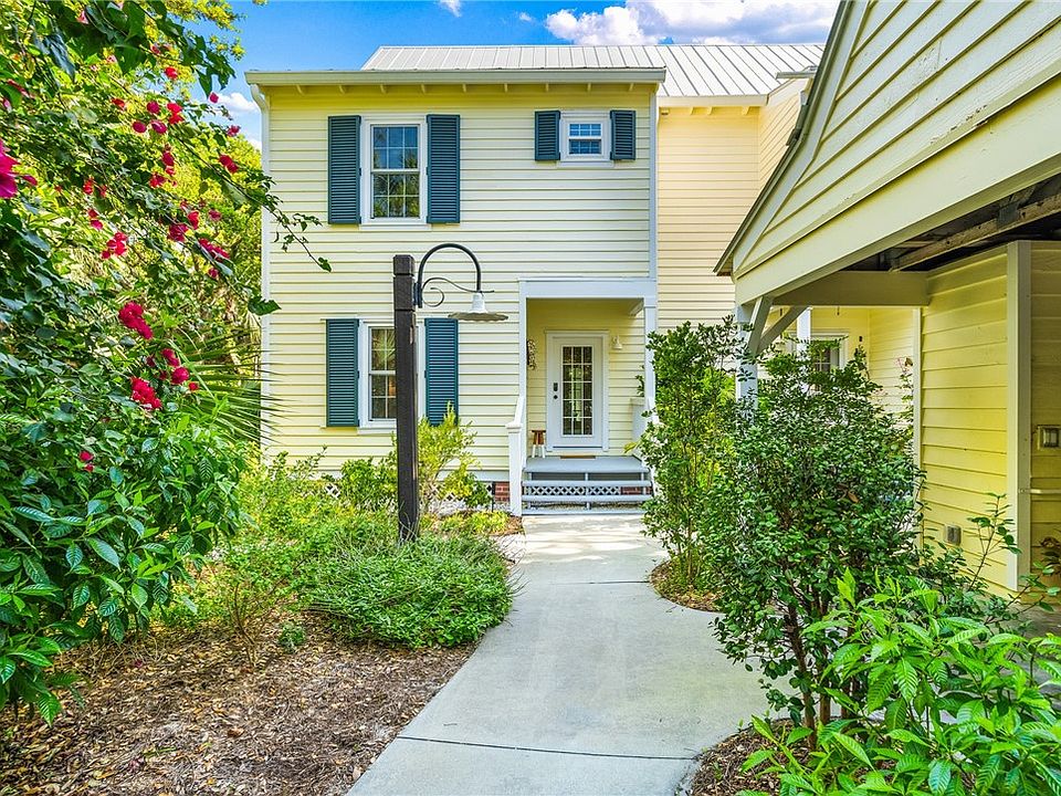 1st image of 1300 Palmetto Ct APT 109