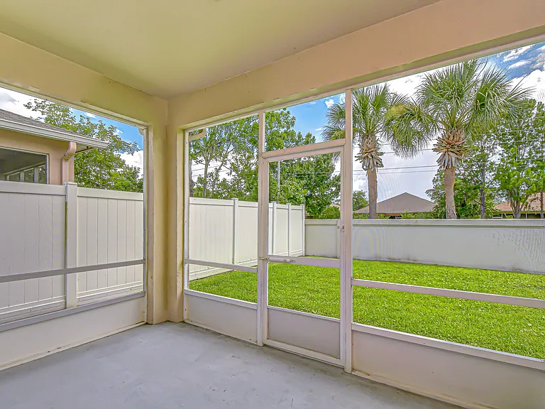 31501 Shaker Cir — Photo 41