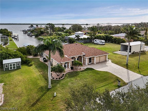 2nd image of 3282 Spicewood Dr