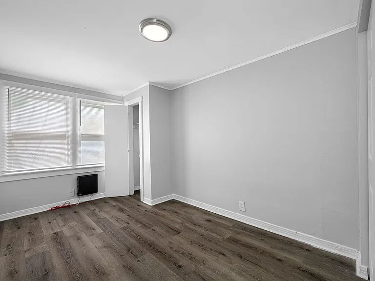 7707 N Huntley Ave — Photo 18