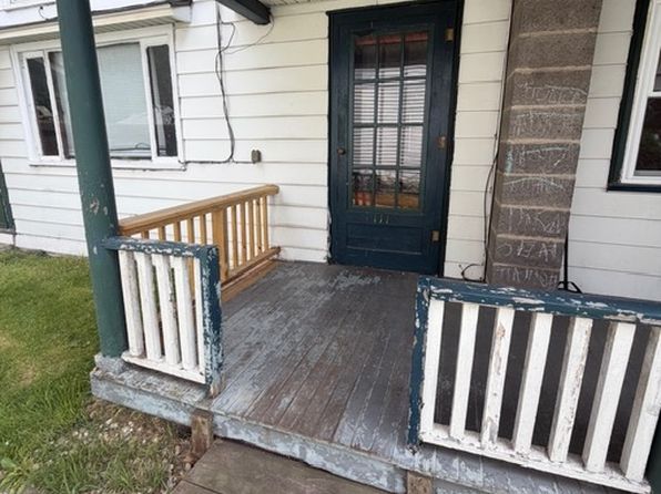 111 Cornelia St #1
