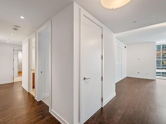 3rd image of 301 Mission St APT 27F