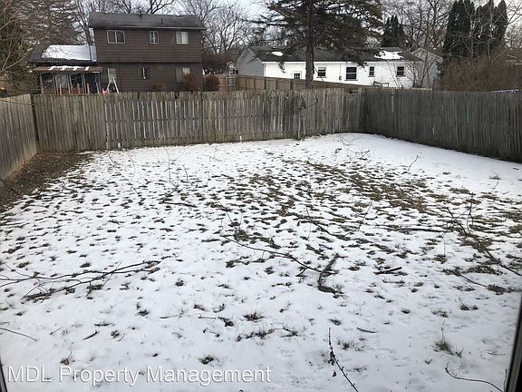 3rd image of 3862 Bauer Dr