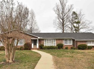 107 Eastover Dr, Greer, SC 29651