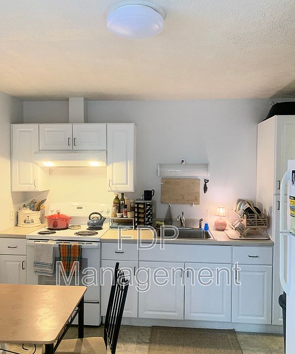 1st image of 480 E Main St #312