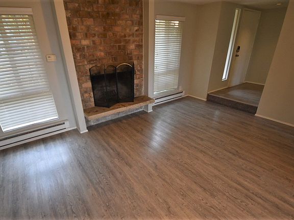 3rd image of 5704 66th Ave NE