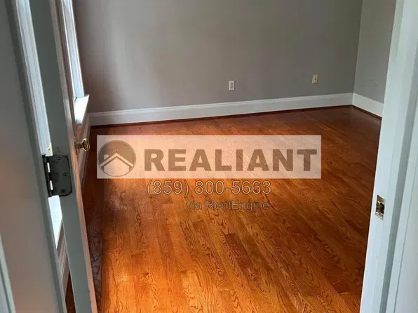 709 Garrard St APT 5, Covington, KY 41011