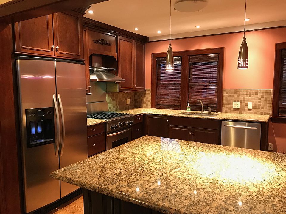 1st image of 476 Emmons Blvd