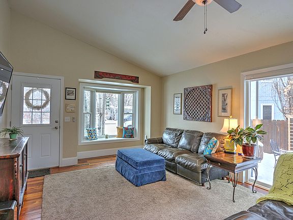 3rd image of 56 Badger Ct