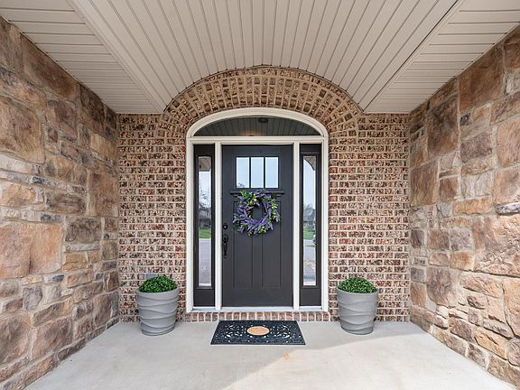 2nd image of 1249 Sleepy Oak Ln