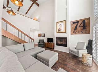 (Undisclosed Address), Solana Beach, CA 92075