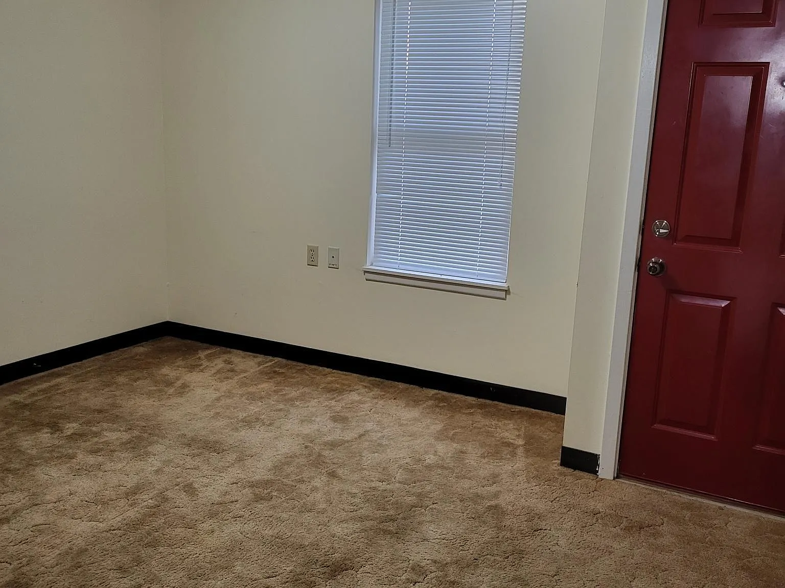 1 bed, 600 sqft, $550 — Photo 4