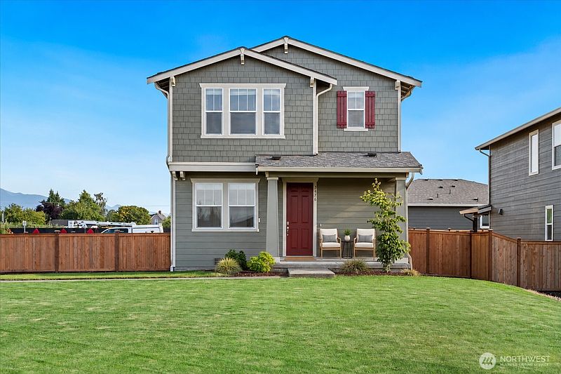 2nd image of 3476 Edith Avenue