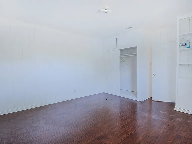 9381 Nichols Dr — Photo 26