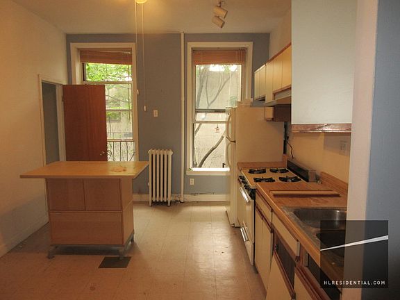 5th image of 75 4th Ave #3