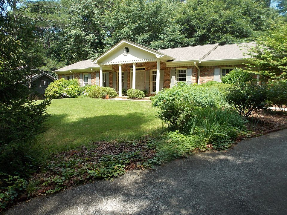 Classic all-brick ranch