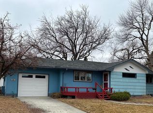750 Avenue K, Powell, WY 82435