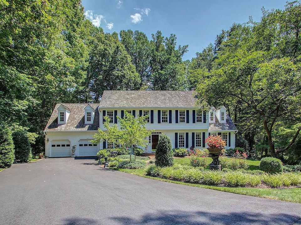 1st image of 7317 Laketree Dr