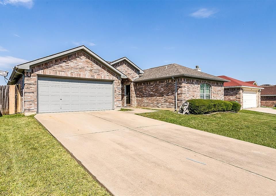 1st image of 6923 Misty Meadow Ln