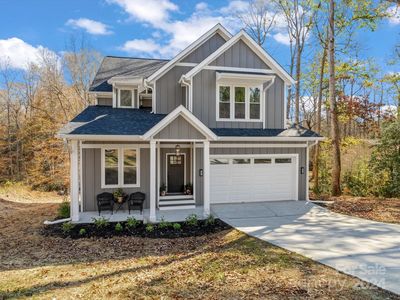 4180 2nd St NE, Hickory, NC, 28601