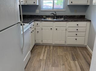 3924 Devonshire Ln APT 2, Pueblo, CO 81005