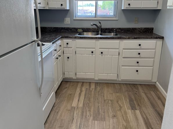 3924 Devonshire Ln APT 2