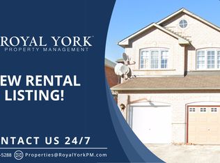 5813 Gant Cres #2, Mississauga, ON L5V2T3