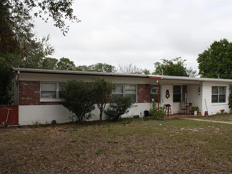 1311 Morningside Dr — Photo 6